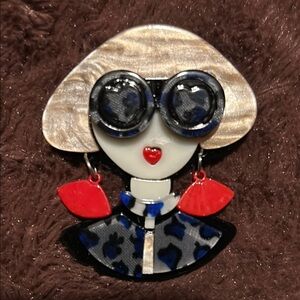 Stylish Brooch with Red and Blue Accents
